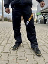 Laden Sie das Bild in den Galerie-Viewer, Mc Culloch Schnittschutzhose