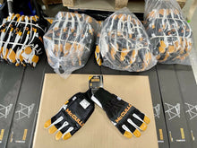 Laden Sie das Bild in den Galerie-Viewer, Mc Culloch Schnittschutzhandschuhe